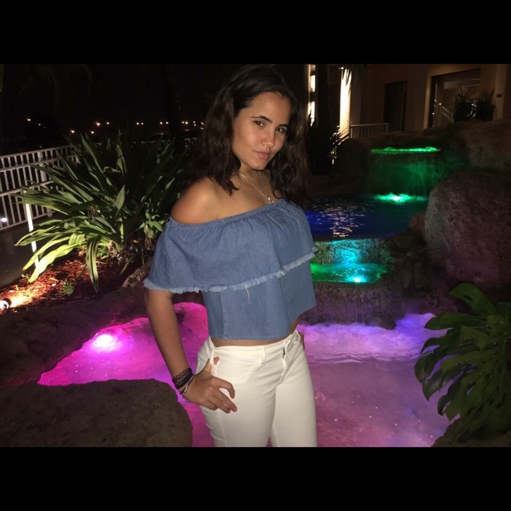 Crop top